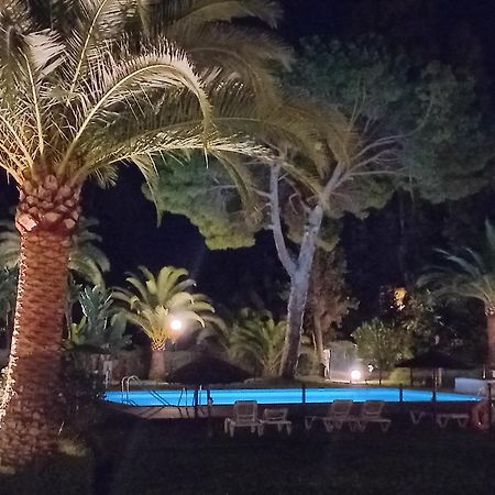 Suite Puerto Banus Con Piscina Marbella Bagian luar foto
