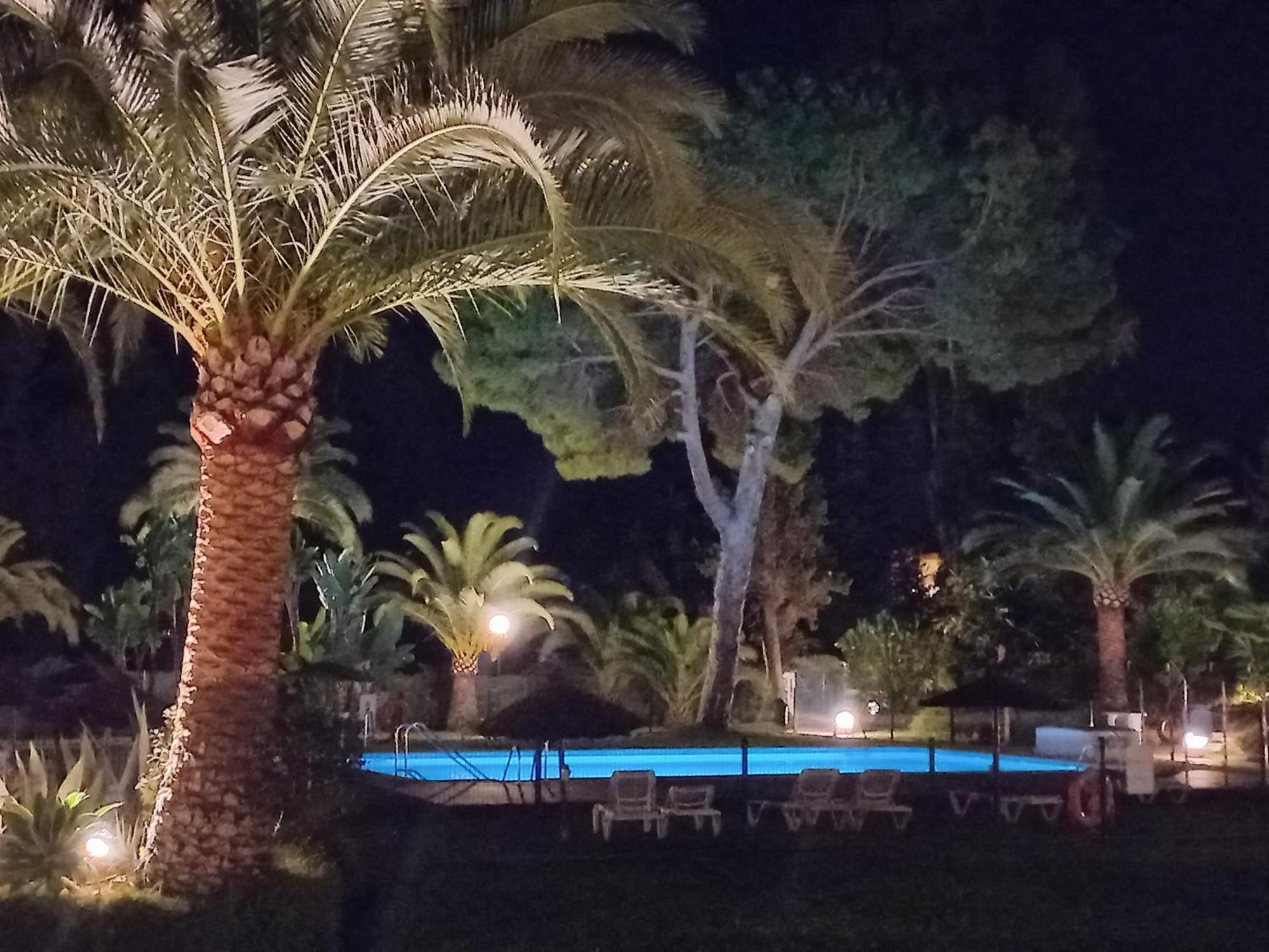 Suite Puerto Banus Con Piscina Marbella Bagian luar foto